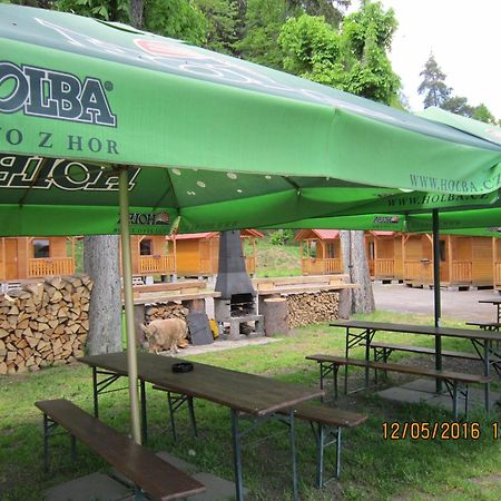 Penzion Uran Stráž pod Ralskem Exterior foto