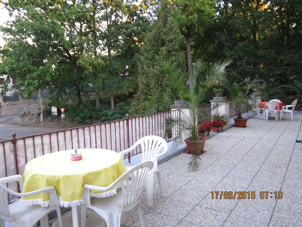 Penzion Uran Stráž pod Ralskem Exterior foto